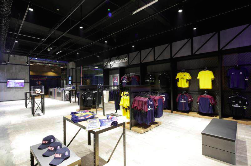 爱游戏官网-巴黎圣日耳曼训练开放日，今晚更衣室发声引欢呼，欧篮联在即，训练强度明显提升的简单介绍