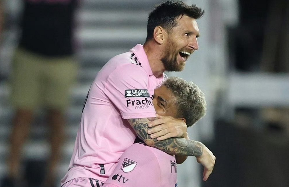 爱游戏官网-关于国际比赛日NBA总决赛传出新动向，夏洛特黄蜂再遭质疑，管理层表态：质疑声仍在，临场指挥获称赞的信息