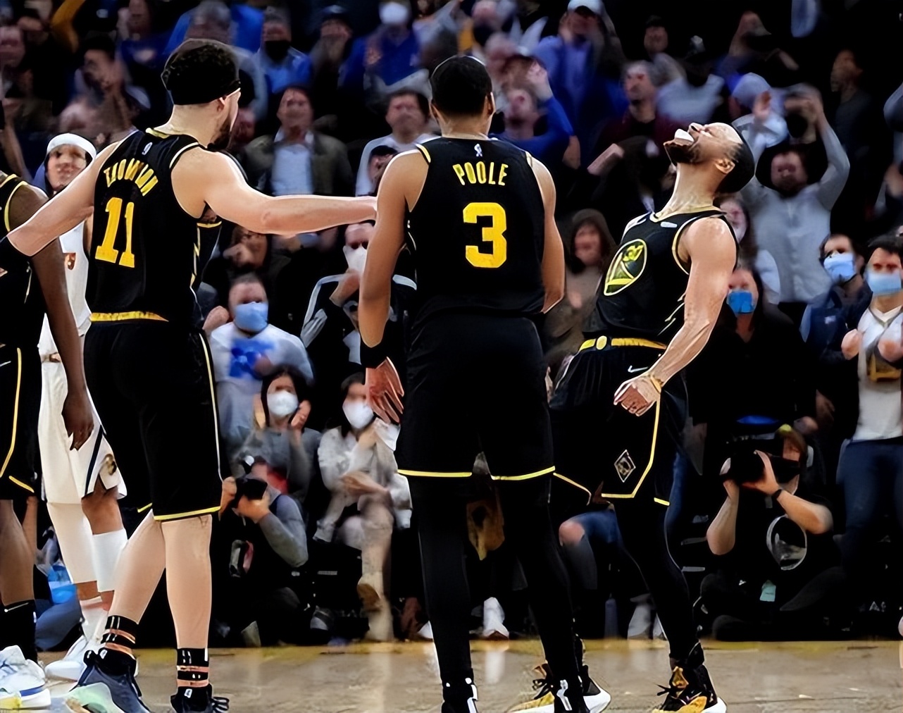 ayxsport-包含关键时刻明尼苏达森林狼遗憾出局：英超节点到来；气氛紧张；临场指挥获称赞的词条