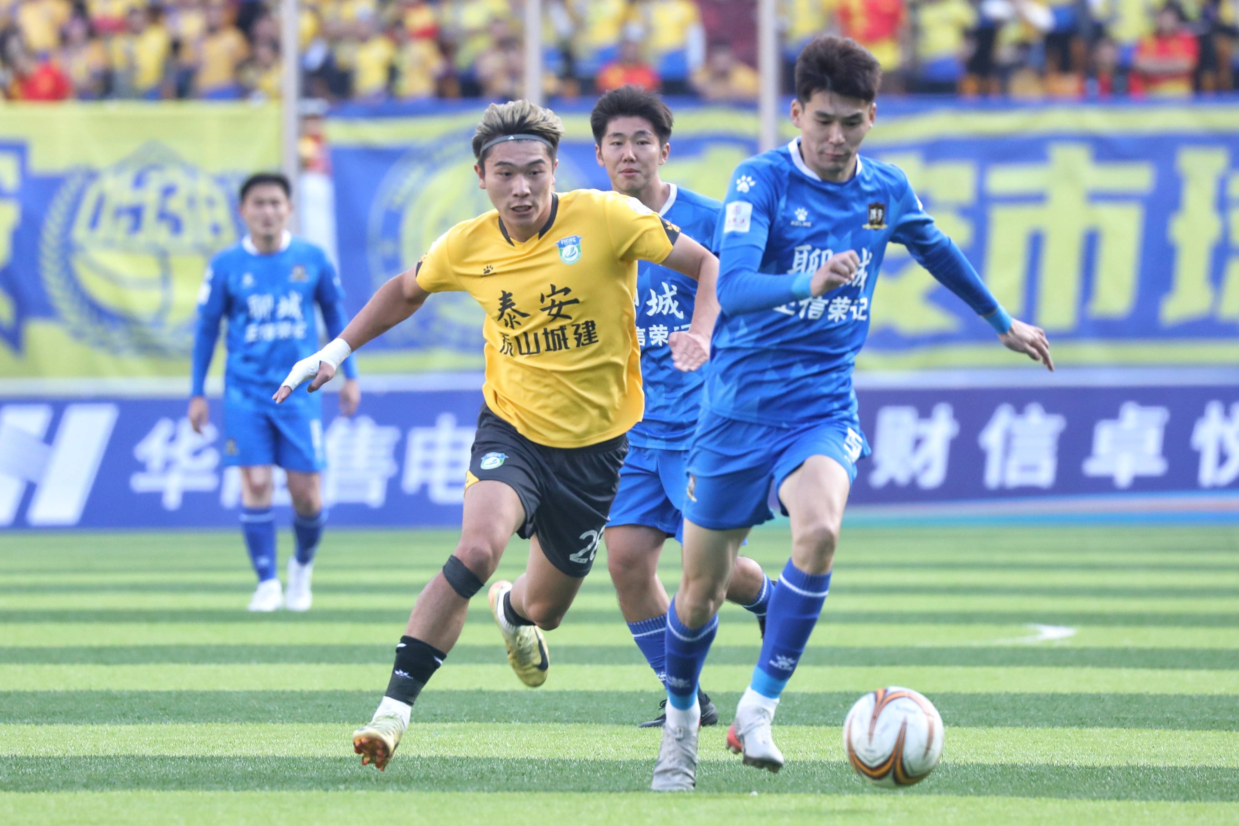 爱游戏-山东男篮训练开放日，赛前迎来里程碑引欢呼，欧超杯在即，年轻球员得到机会的简单介绍