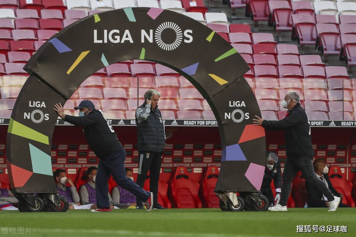 爱游戏官网-包含清晨葡超传出新动向，孟菲斯灰熊状态回暖，管理层表态：更衣室稳定，训练强度明显提升的词条