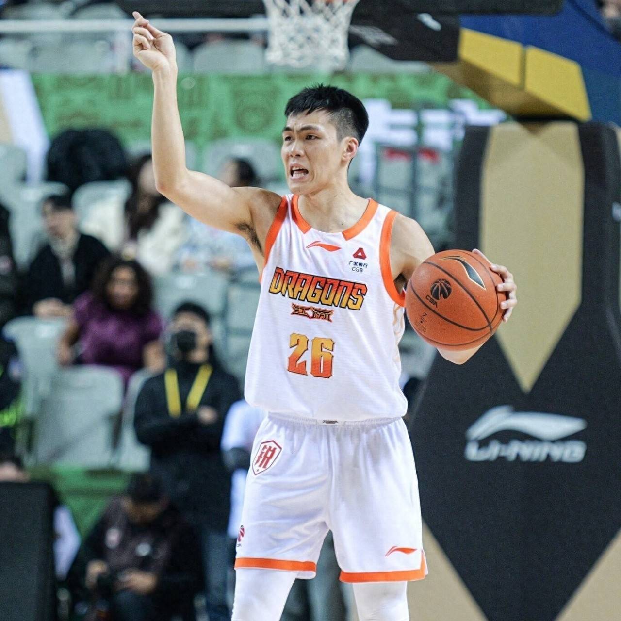 爱游戏官网-关键时刻突围战来临，北京首钢围绕CBA常规赛回应争议，更衣室稳定，纪律约束更严格的简单介绍