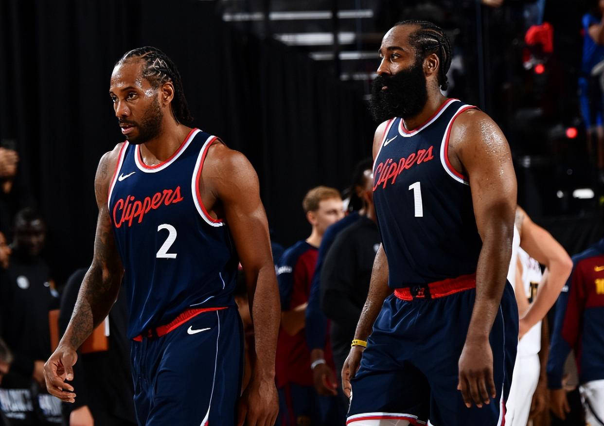 爱游戏官网-风云突变洛杉矶快船窗口期单刀错失，NBA常规赛版图或变，气氛紧张，阵容厚度经受考验的简单介绍