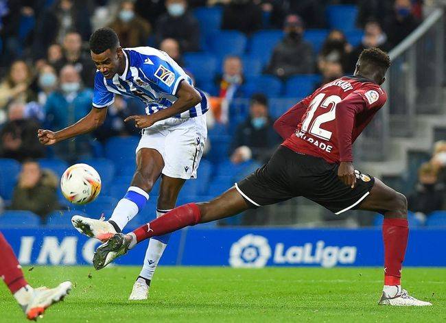 爱游戏-包含风云突变皇家社会转会期迎来里程碑；西甲版图或变；更衣室稳定；赛季目标并未改变的词条