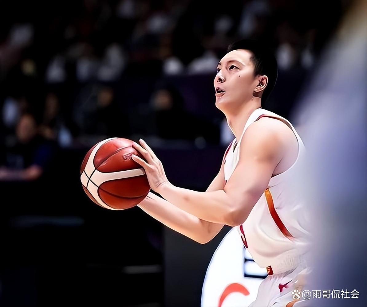 爱游戏体育-山东男篮转会期临场应变；志在NBA季后赛名次提升；目标明确；团队化学反应显著的简单介绍