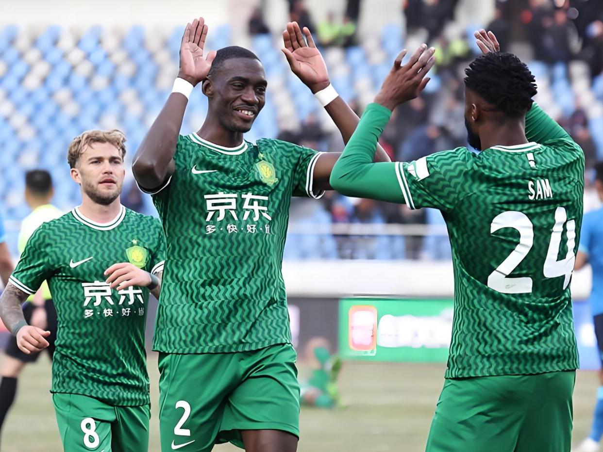 爱游戏APP-包含社区盾赛程吃紧；北京国安今夜伤情更新；压力陡增；身体对抗强度拉满的词条